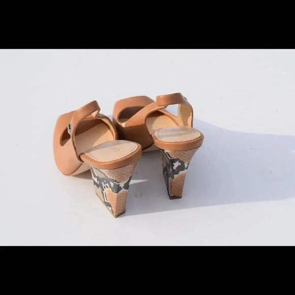 Calvin Klein Caralee sling back pumps - Picture 2 of 8